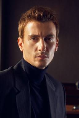 Bertan Asllani