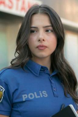 Ecem Öz