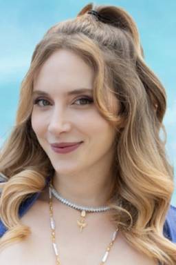 Hayal Köseoğlu