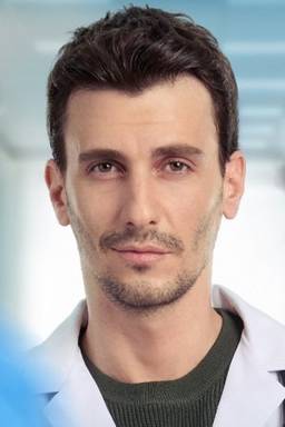 Bertan Asllani