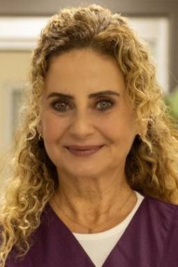 Esra Akkaya